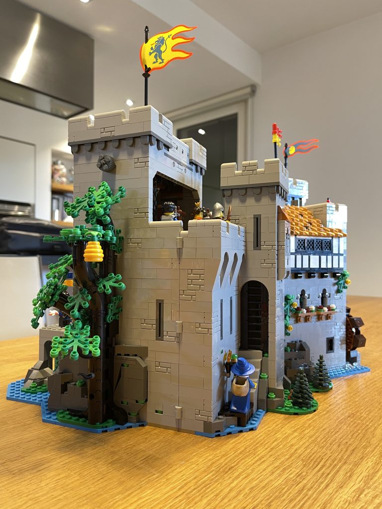 (SOLO SCATOLA) LEGO 10305 Castello dei Cavalieri Leone 90° Anniversario ~  SCATOL