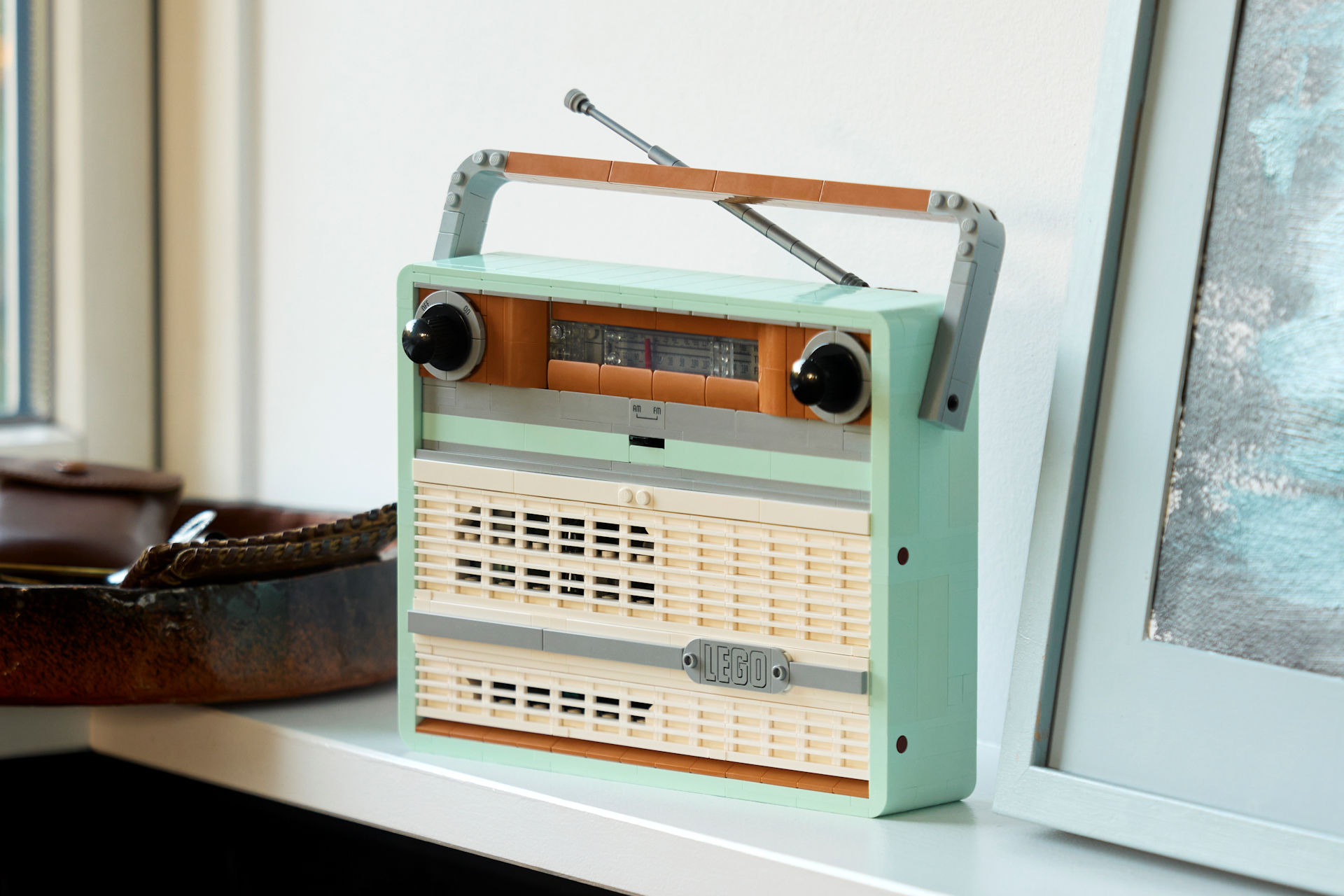 LEGO Icons Retro Radio: il fascino senza tempo delle Radio Vintage